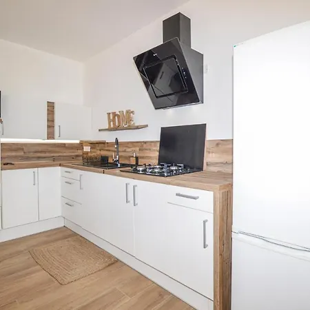 Amazing In Canale With Kitchen *