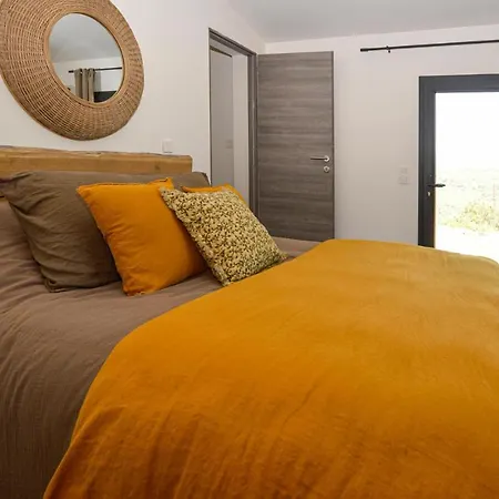 Сasa de vacaciones 2 Bedroom Cozy In Canale *