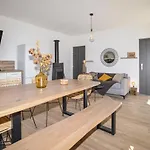 2 Bedroom Stunning In Canale