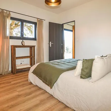 בית נופש 2 Bedroom Cozy In Canale