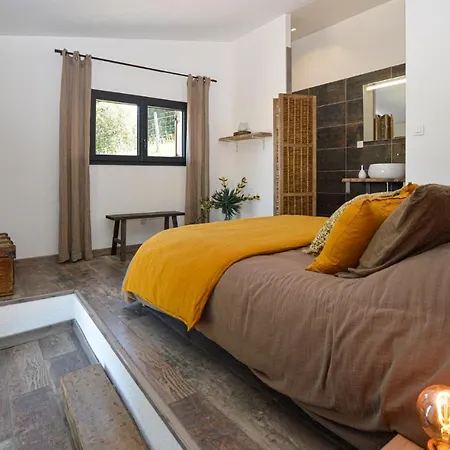 Semesterbostad 2 Bedroom Cozy In Canale