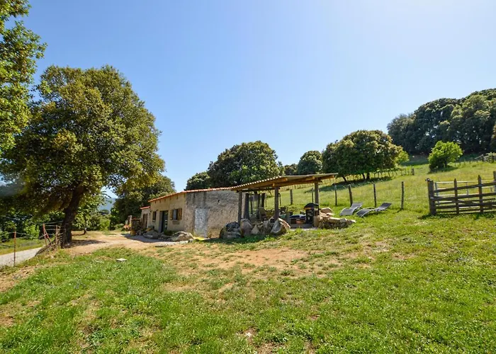 Hébergement de vacances 2 Bedroom Cozy In Canale